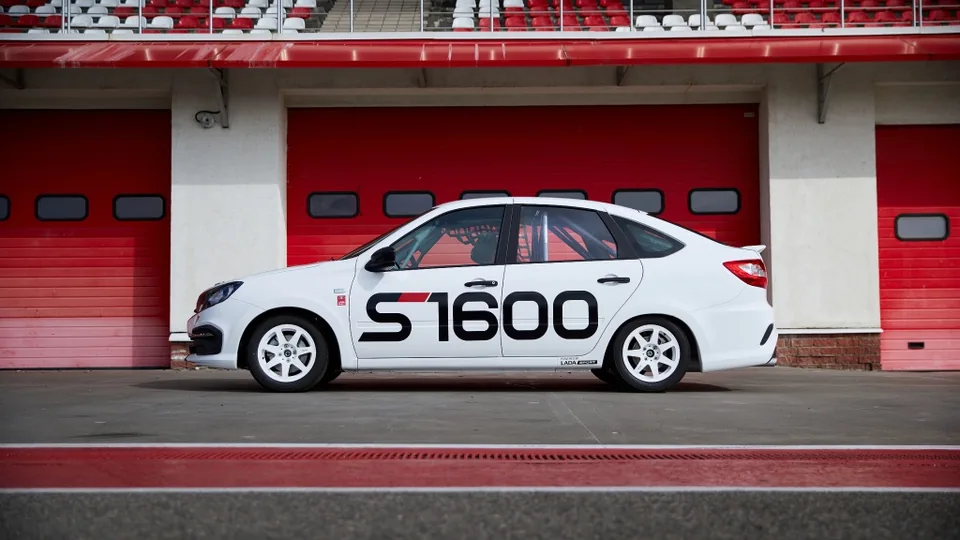 LADA Granta Sport Liftback S1600