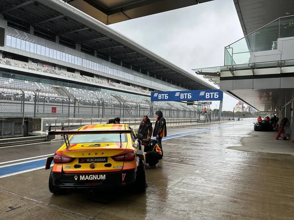 В Сочи прошла тестовая программа команды LADA Sport ROSNEFT. В Сочи прошла тестовая программа команды LADA Sport ROSNEFT.
