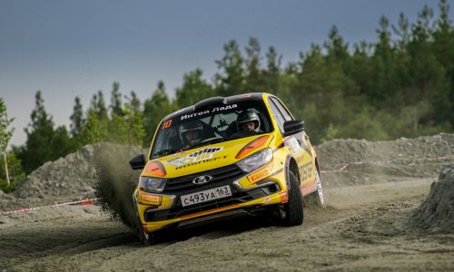 LADA Sport ROSNEFT: острые камни Асбеста
