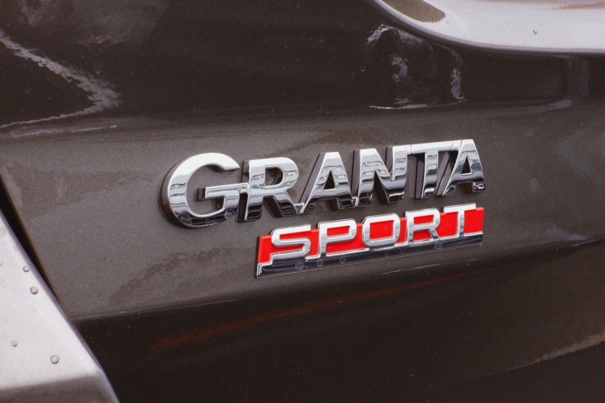 Оригинальный орнамент Sport