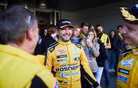 Команда LADA Sport ROSNEFT успешно выступила на Moscow Raceway.